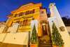 hotel_img